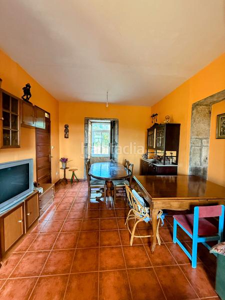 Foto f7b5b9e0-dab0-4ec7-a43b-aad59f39c68d. Casa  de piedra en Coristanco