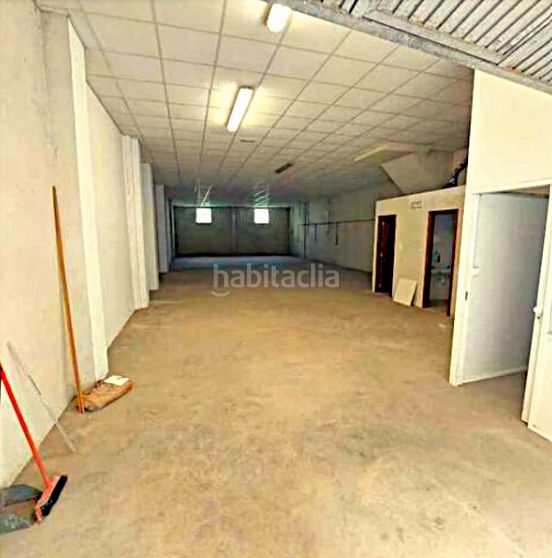 Foto f8e37ed5-0b8b-4478-a3e0-fdabdd89252b. Alquiler local comercial local en Arteixo pueblo Arteixo