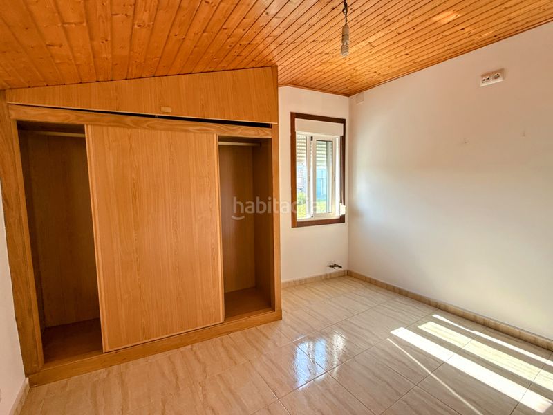Foto 55cbae46-f382-4d73-b58a-6f02cd74a1c1. Casa  independiente con parcela en Carballo