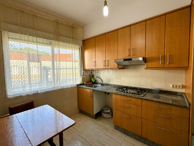 Foto 6e8c2faa-c077-4a27-8bd3-3e4d79a92bd4. Casa  independiente con parcela en Carballo