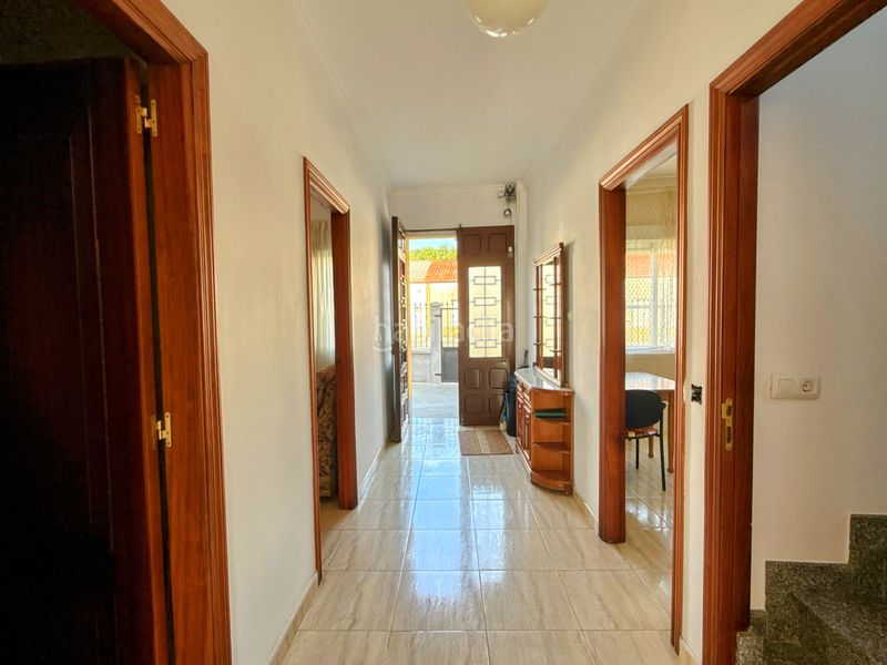 Foto b922f94f-bab5-4867-b491-b040fdd9c09f. Casa  independiente con parcela en Carballo
