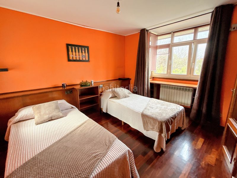 Foto 6a5db9c5-c3b7-464e-85bb-a95961446dfa. Chalet con parcheggio piscina in Carballo