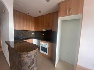 Apartament en El Maset. Apartamento en venta en centro, 3 dormitorios.