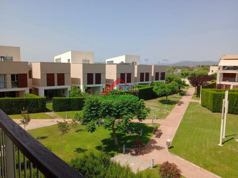 Foto 7b9f6170-bba1-410e-9c3f-5c87c5b88b87. Piso en castello 1 piso en venta en urb. aldea golf panoramica golf, 2 dormitorios. en San Jorge