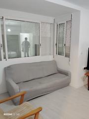 Lloguer Pis  Luis santa pau 7. Piso en alquiler en centro, 3 dormitorios.
