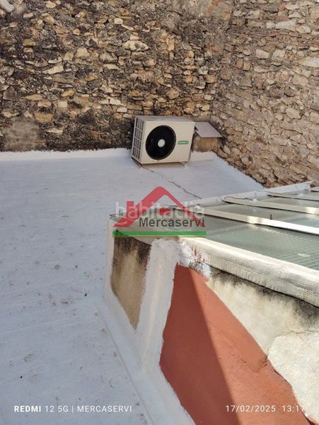 Foto 35eeafb7-88c5-4d5f-bc65-ff54bffaef78. Local comercial a mayor 38 a Casco Urbano Vinaròs
