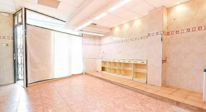 Foto a1e37881-1290-418f-be56-8aa8d4b6ab03. Local commercial dans rambla de Sant Pere i Sant Pau 3c dans Tarragona