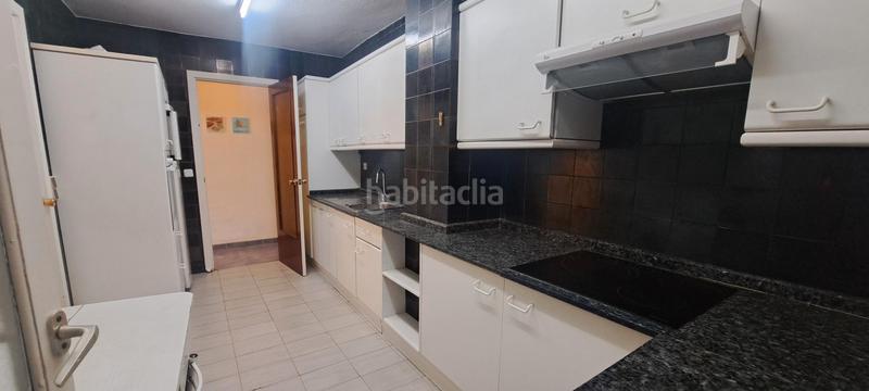 Foto b480ba11-9dec-4e54-b935-ca5b4ffb1b8a. Appartamento in carrer d'higini angles 4 in Nou Eixample Sud Tarragona