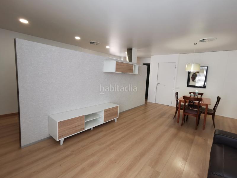 Foto 9b990d73-2232-4f00-8a5c-b9cdf8745566. Piso en plaça del castell 4 gran piso en Centre Reus