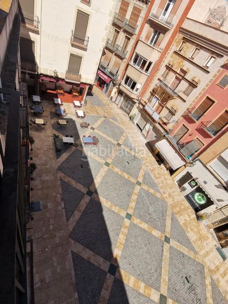 Foto eddd2d4b-319e-4569-ad2a-55c42e3d65e2. Piso en plaça del castell 4 gran piso en Centre Reus