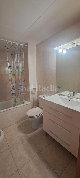 Foto 0075b721-ee88-400a-a0e0-7c5377c3caef. Apartament a carrer d'amadeu vives 69 a La Pineda Vila-seca