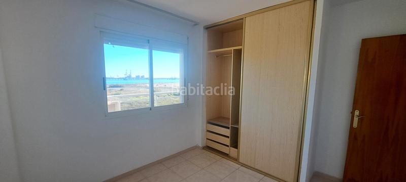 Foto a1eb3ce8-1b27-44e5-9333-0ad1cc2173f3. Apartament a carrer d'amadeu vives 69 a La Pineda Vila-seca