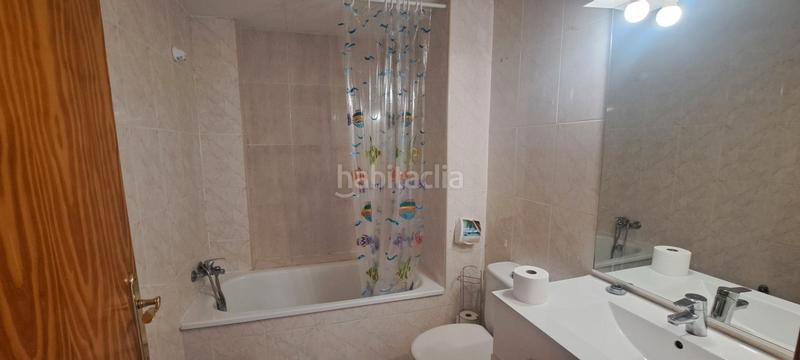 Foto c1752b6e-9053-4142-bde8-6857798e7c97. Apartament a carrer d'amadeu vives 69 a La Pineda Vila-seca