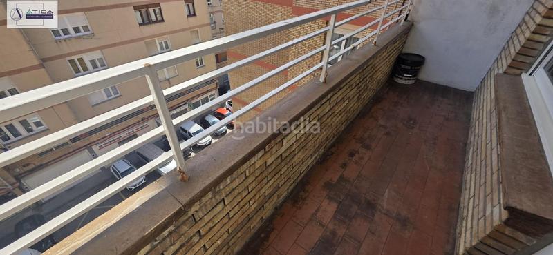 Foto 2f689812-b5ad-4172-9104-ba011f6b9393. Piso  muy luminoso situado en una zona estrategica de la ciudad. en Santander