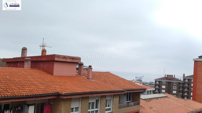 Foto 5e0687c3-8809-4e73-aaf5-a7a829a62fbe. Piso  muy luminoso situado en una zona estrategica de la ciudad. en Santander