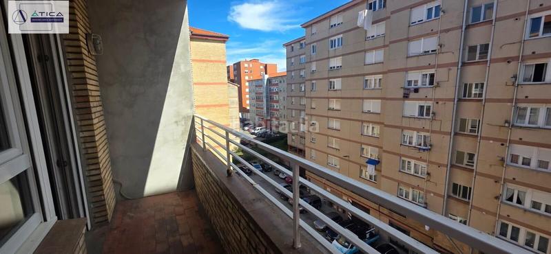 Foto 671d150a-6e16-46a1-a819-0b4e99cb0d64. Piso  muy luminoso situado en una zona estrategica de la ciudad. en Santander