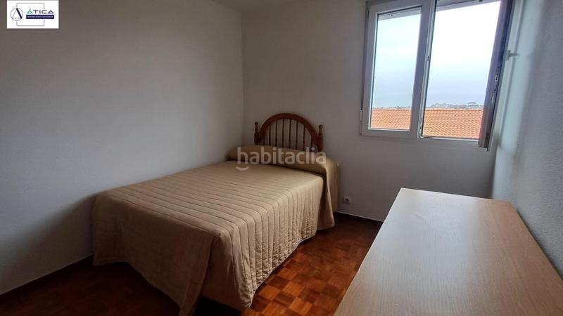 Foto b161ed10-9fa3-483e-98c2-cbe6685a9b8f. Piso  muy luminoso situado en una zona estrategica de la ciudad. en Santander
