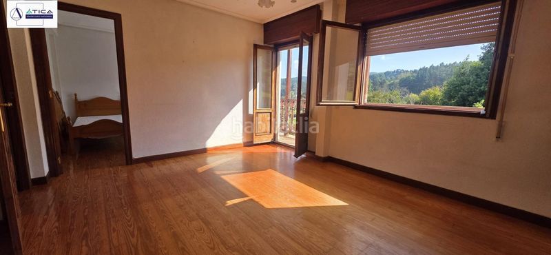 Foto 3f993723-26ce-4629-b7a2-0e01a0565440. Masia a Bárcena de Cicero