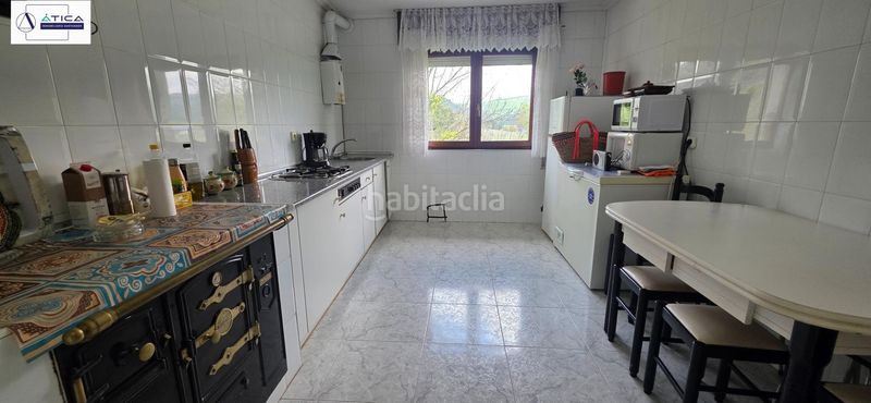 Foto 8880ff6e-3fb7-475c-855b-53c8b7798dd4. Masia a Bárcena de Cicero