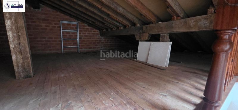 Foto c0ac4f37-fd2f-46a8-a4fc-a7b0c2639b20. Masia a Bárcena de Cicero