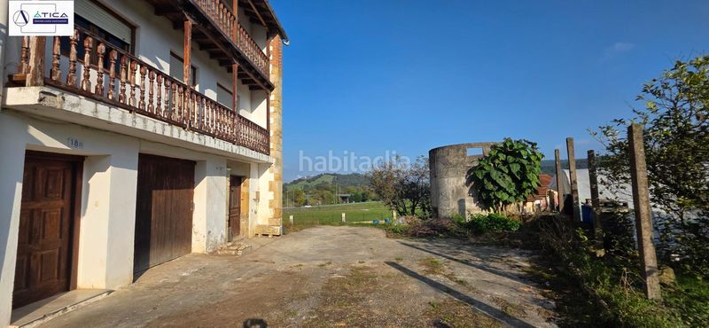 Foto dec50ed9-beaf-4ca3-85a7-a8fdba78c281. Masia a Bárcena de Cicero