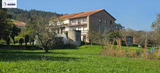 Mas  Calle del casuso. Amplia casa de pueblo en bárcena de cicero con terreno y vistas