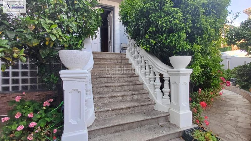 Foto 2af527d7-c066-42ee-9488-0b9e16a80bc5. Casa amb aparcament a Numancia - San Fernando Santander