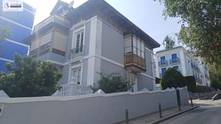 Casa  Calle antonio mendoza. Casa con encanto en un lugar privilegiado