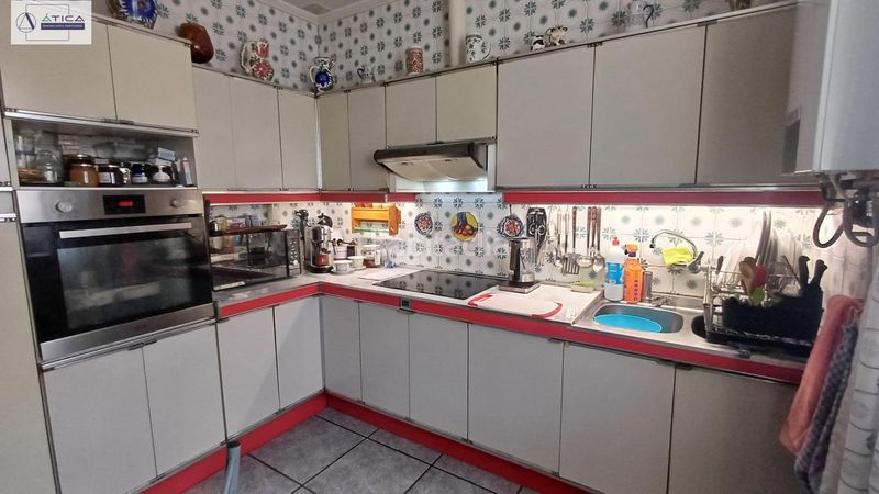 Foto 7082fbba-fd4d-480a-b275-269dabdd7979. Casa amb aparcament a Numancia - San Fernando Santander