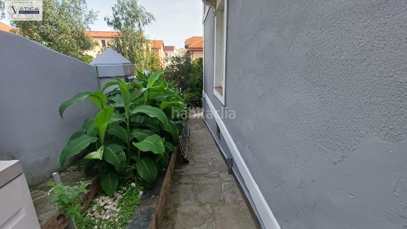 Foto 7e499d9d-82e6-41f8-81dd-da2e7c979a73. Casa amb aparcament a Numancia - San Fernando Santander