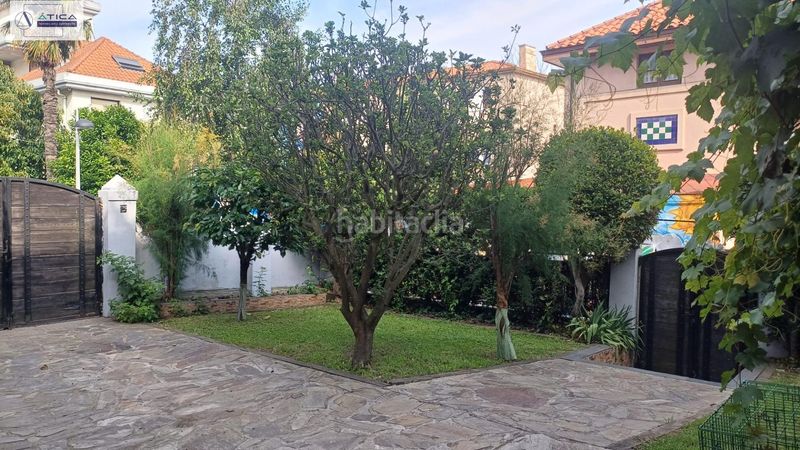 Foto b075f717-4614-477a-b7c5-abb7ab466540. Casa amb aparcament a Numancia - San Fernando Santander