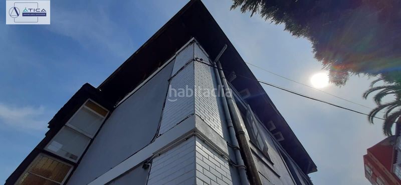 Foto cbad06fa-f0c3-4af0-b81e-52986699ee1b. Casa amb aparcament a Numancia - San Fernando Santander