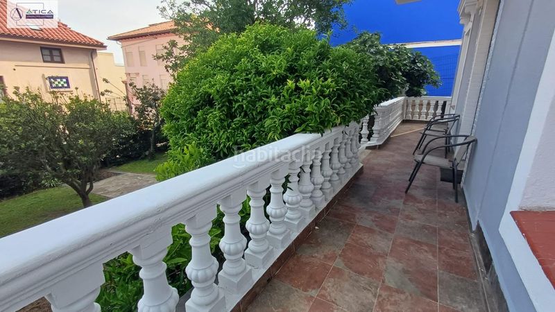 Foto f6dba5fe-726d-4382-9d74-93b448a3a150. Casa amb aparcament a Numancia - San Fernando Santander