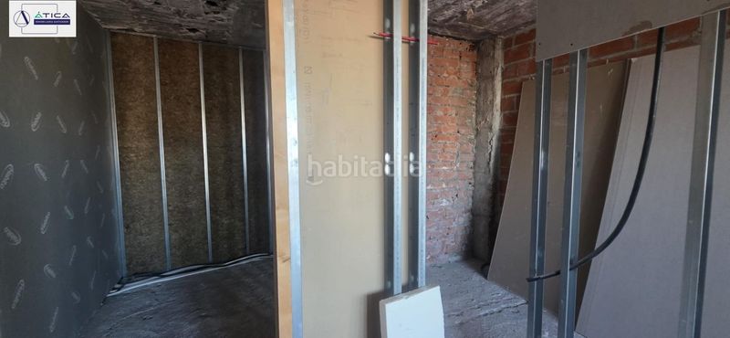 Foto eb7db379-0db0-4028-8355-97b49994ef1c. Pis amb calefacció aparcament a Cuatro Caminos Santander