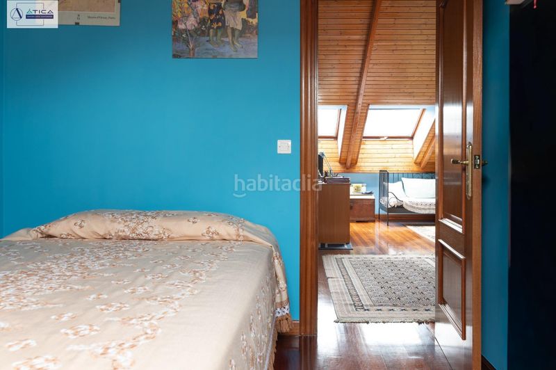 Foto 1b30e549-7399-4224-8da9-bf68a247429c. Casa aparellada amb calefacció aparcament a Mortera Piélagos