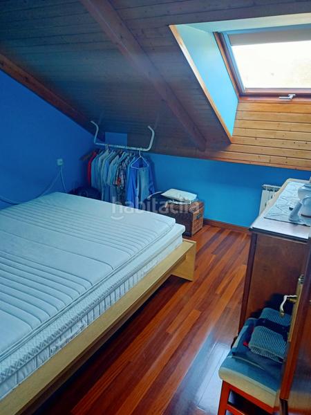 Foto 1b4ca9e1-a94e-4782-9569-575a09abca6f. Casa aparellada amb calefacció aparcament a Mortera Piélagos