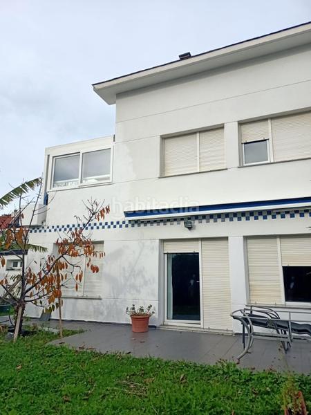 Foto ce8b7952-9e2d-43d6-b806-64fbf6f2c212. Casa aparellada amb calefacció aparcament a Mortera Piélagos