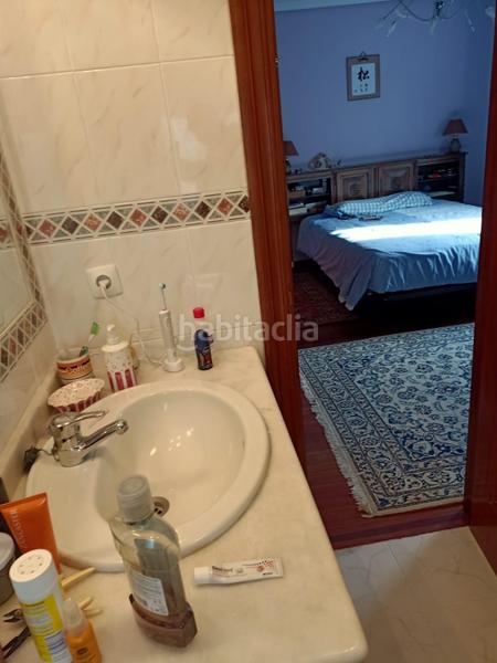 Foto d32582b9-51fe-4237-891b-4736f94fbfb4. Casa aparellada amb calefacció aparcament a Mortera Piélagos