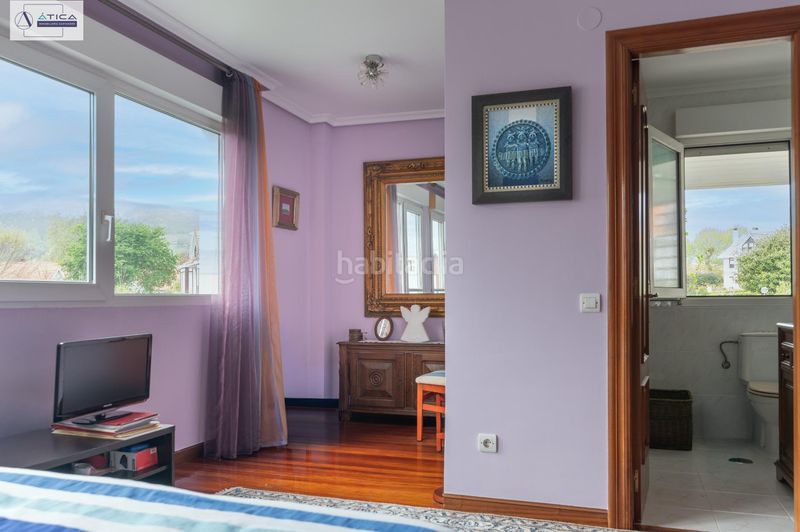 Foto fbfdd8f0-e16e-431a-a80a-500f9a2e36b5. Casa aparellada amb calefacció aparcament a Mortera Piélagos