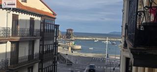 Pis  Calle meliton perez c. Vivir el mar desde casa  piso en el corazón de castro urdiales