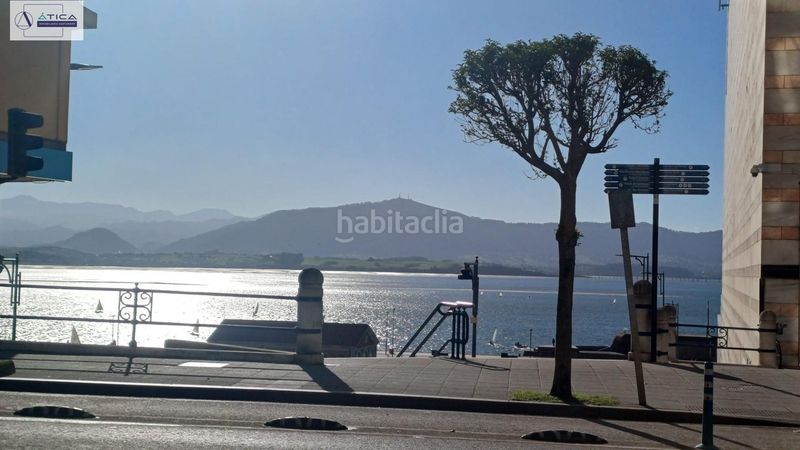 Foto ee03a589-fa8e-4ec4-8f4f-b1ac6ede4803. Local comercial a Puerto Chico Santander