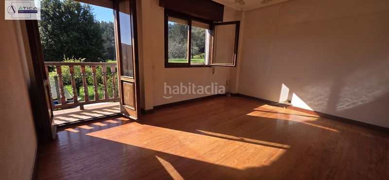 Foto 583a2b82-1373-48dd-ba72-bc406e59219b. Casa aparellada amb aparcament a Bárcena de Cicero