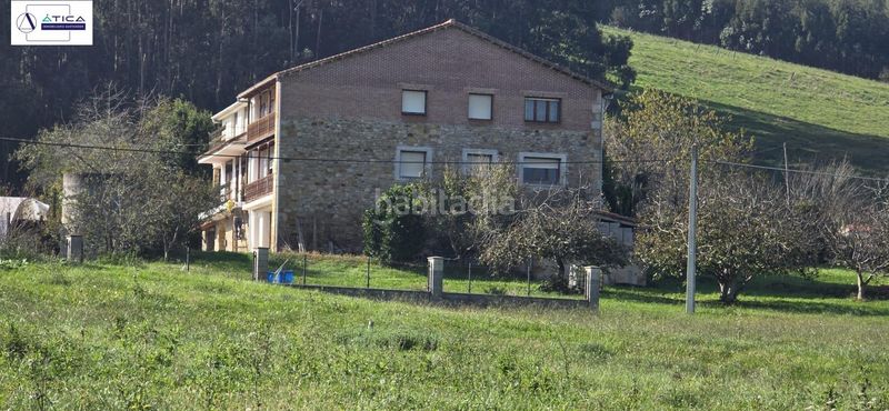 Foto 8413aedf-2e4f-4d89-b857-8baf08bdee9e. Casa aparellada amb aparcament a Bárcena de Cicero