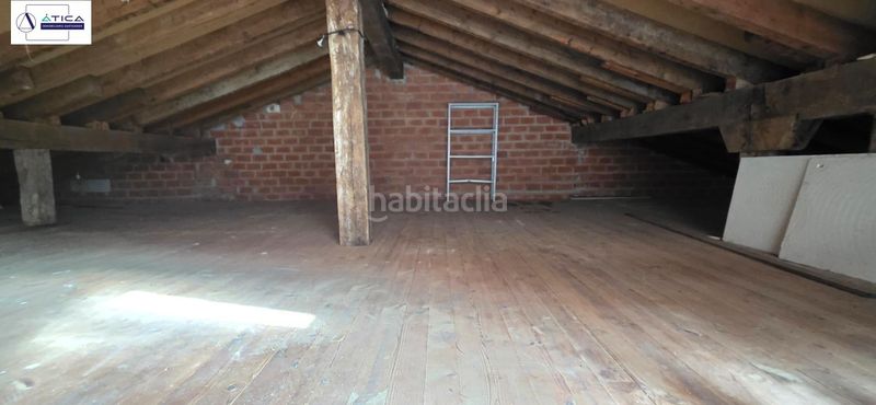Foto e77427b2-fcec-4984-8461-5f0d6bd3ca63. Casa aparellada amb aparcament a Bárcena de Cicero