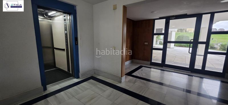 Foto c9f91fc0-1c8b-4235-9927-4ca6762e140f. Flat with heating parking in El Sardinero Santander