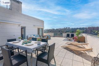 Attico  Calle calle ernest lluch. Ático único en santander con terraza de 112 m2, piscina y privac
