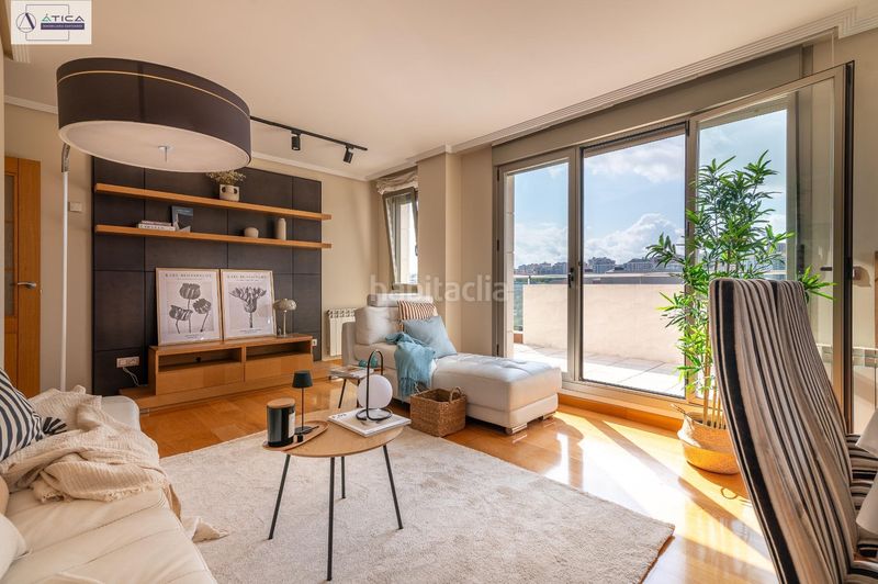 Foto 11c9b360-0d40-4ab5-8b7e-c2fa5423a365. Àtic amb calefacció aparcament piscina a La Pereda Santander