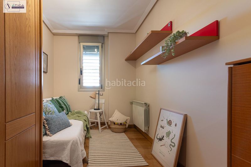 Foto 45cd3063-3266-4d48-9e2e-2e75181728f3. Àtic amb calefacció aparcament piscina a La Pereda Santander