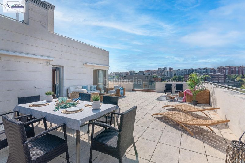 Foto 495d45b5-e70f-4396-98dd-32b41f920c5b. Àtic amb calefacció aparcament piscina a La Pereda Santander