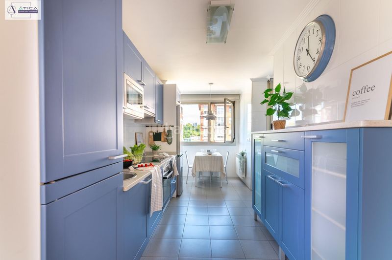 Foto 50efb522-1ab3-49cc-a4c2-ed0b97b354e4. Àtic amb calefacció aparcament piscina a La Pereda Santander